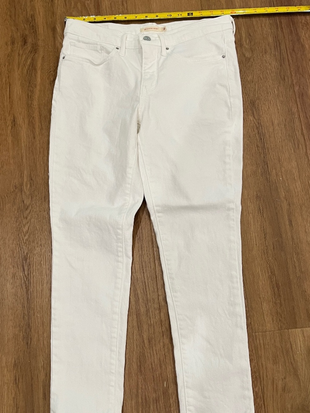 Levi’s 311 shaping skinny jeans size 10